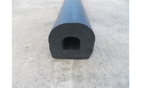 A118 Rubber Extrusion 150x150x2000mm