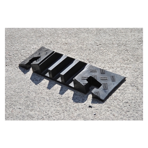 A224 Hose and Cable Ramp 590x80x970mm for 50mm