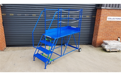 Access Platform 4 Tread 1000mm Platform Height HxWxD: 2000x1000x2110mm Centre Lever Brake
