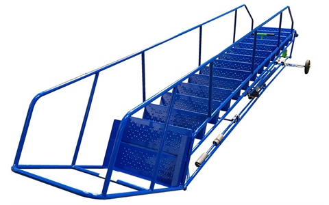 KK Knock Down 14 Tread 3500mm Platform Height HxWxD: 4500x1230x2630mm Centre Lever Brake